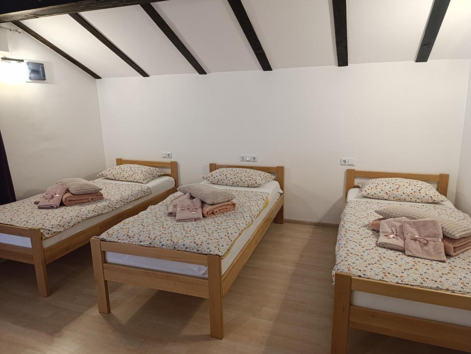 Naid Apartmani Кулен Вакуф Екстериор снимка