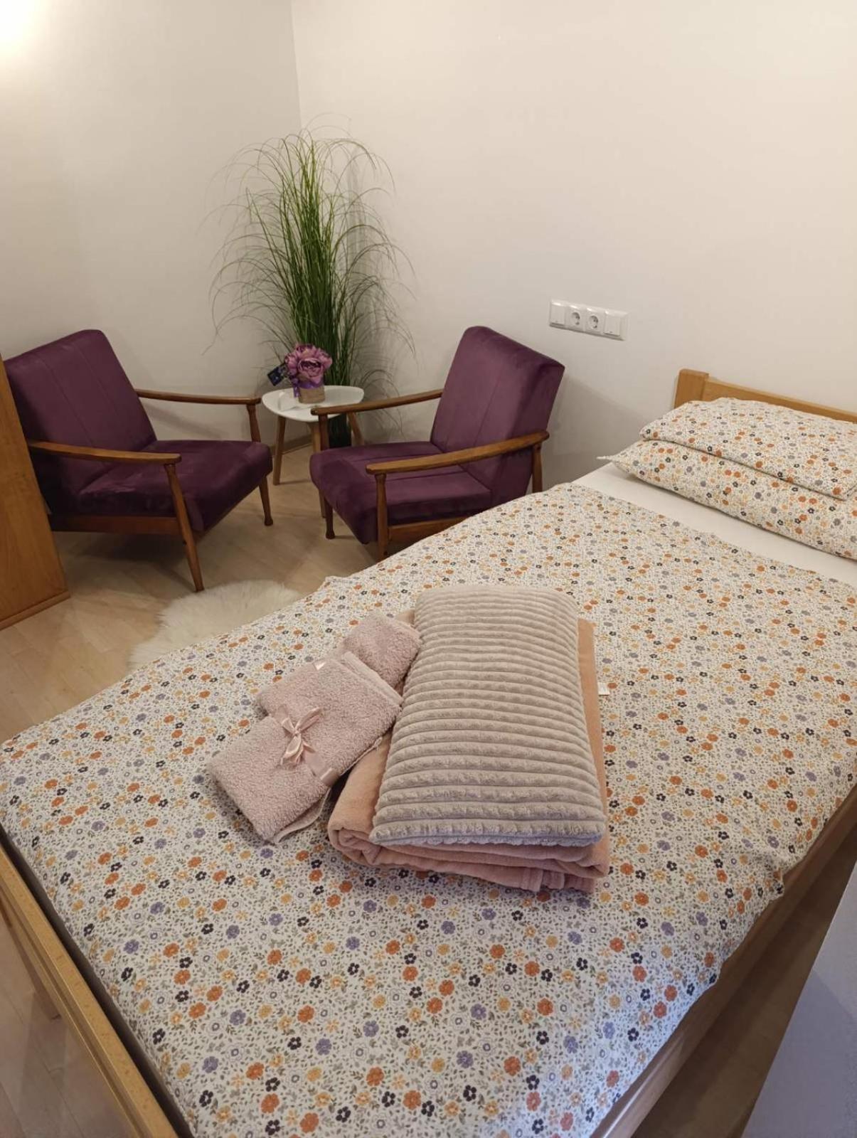 Naid Apartmani Кулен Вакуф Екстериор снимка