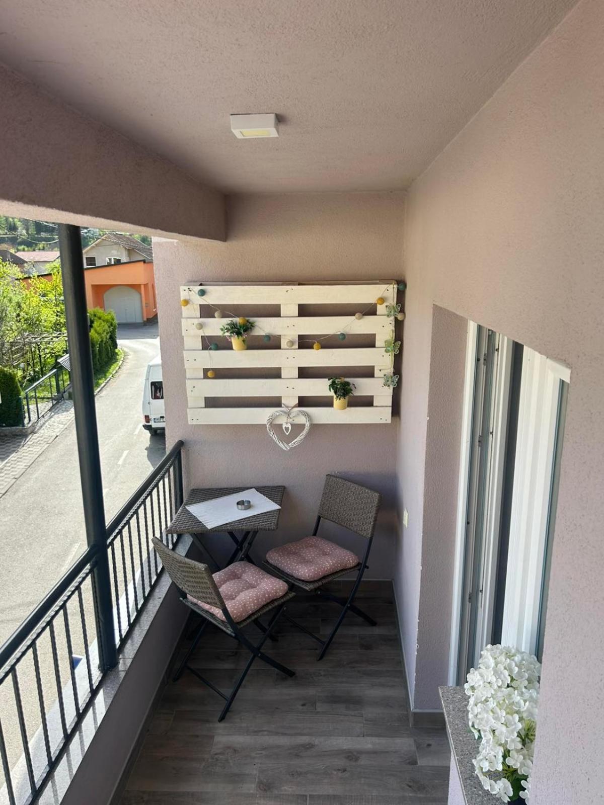 Naid Apartmani Кулен Вакуф Екстериор снимка