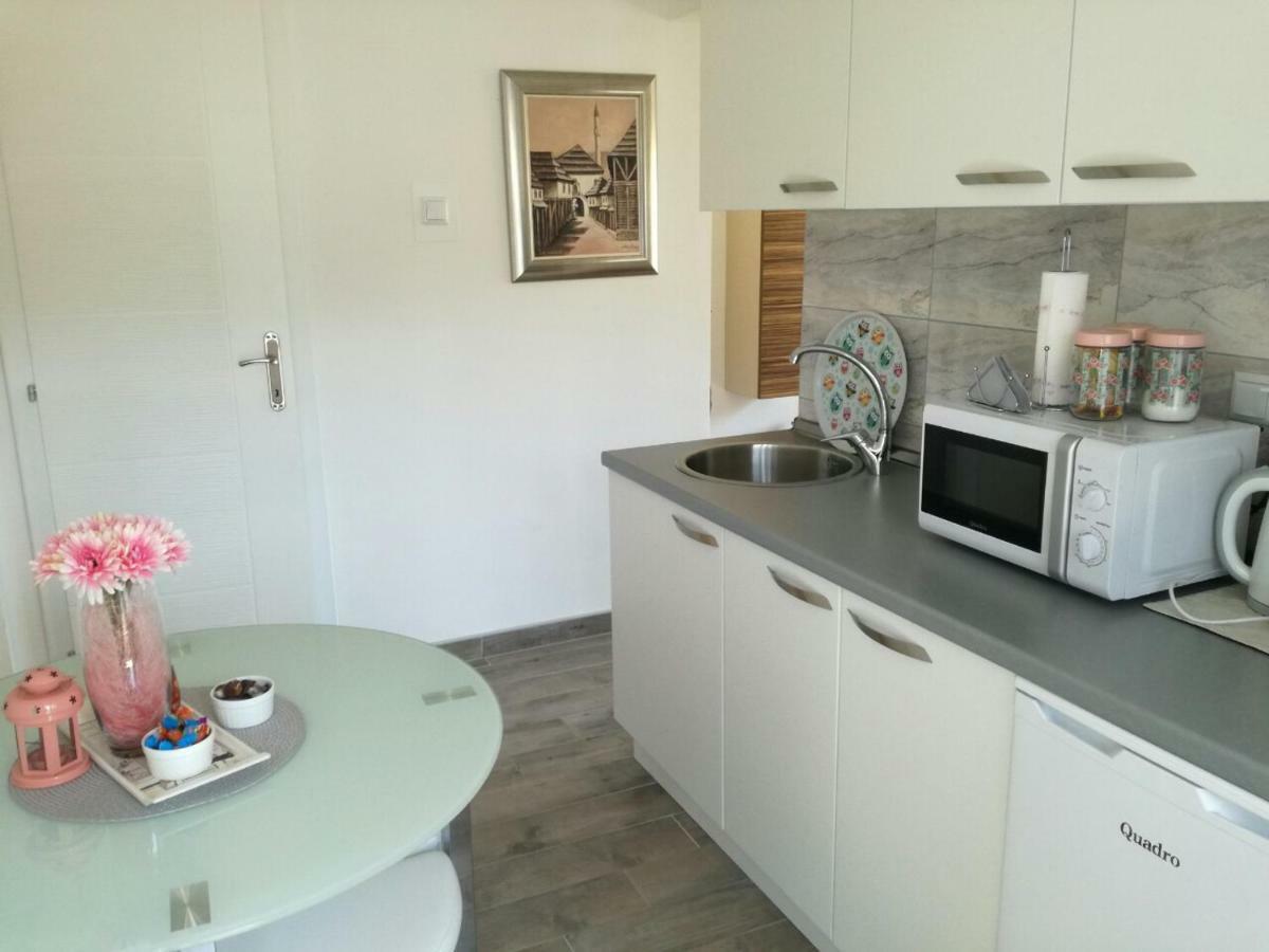 Naid Apartmani Кулен Вакуф Екстериор снимка